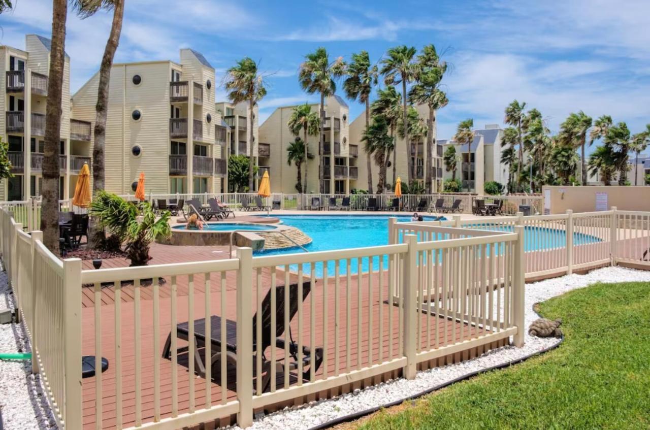 Apartmán Ocean Breeze Retreat 2Bed 2Bath, Heated Pool! South Padre Island Exteriér fotografie